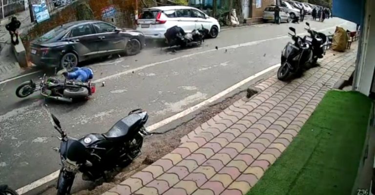 Accident News: भाजपा मंडल अध्यक्ष को तेज रफ्तार बाइक ने