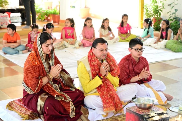 CM Dhami performs ‘Kanya Pujan’ on occasion of Ram Navami