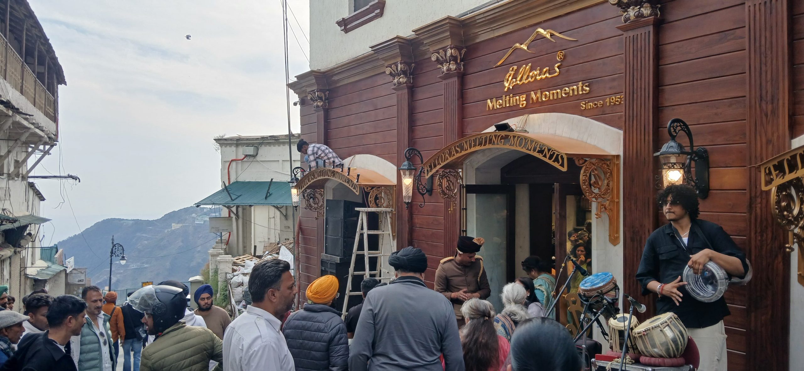 Grand opening of ‘Ellora’s Melting Moments’ in Mussoorie creates excitement