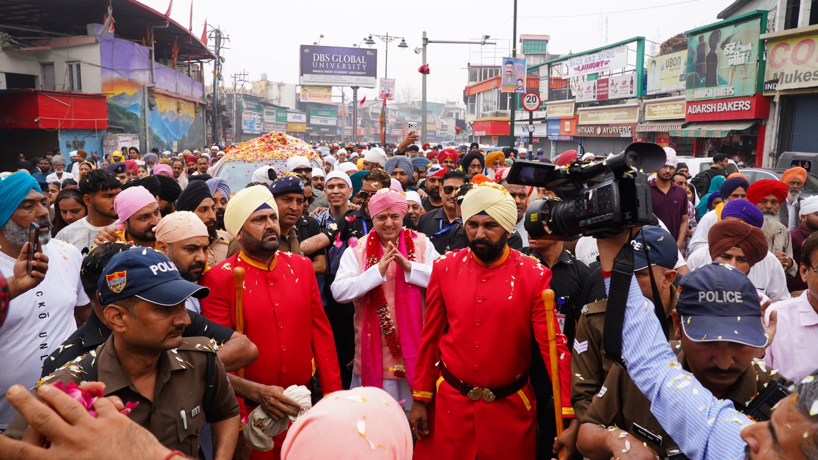 Guru Ram Rai devotees conduct Nagar Parikrama in Doon