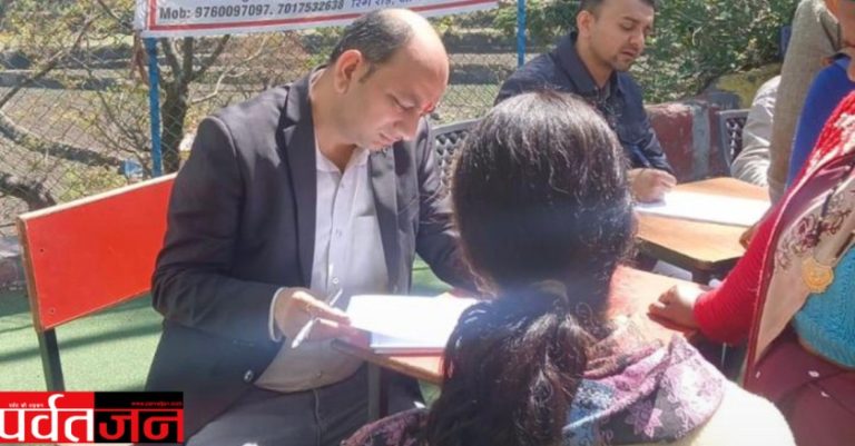 Health News: बलूनी हॉस्पिटल का निशुल्क स्वास्थ्य शिविर।150+ मरीजों को