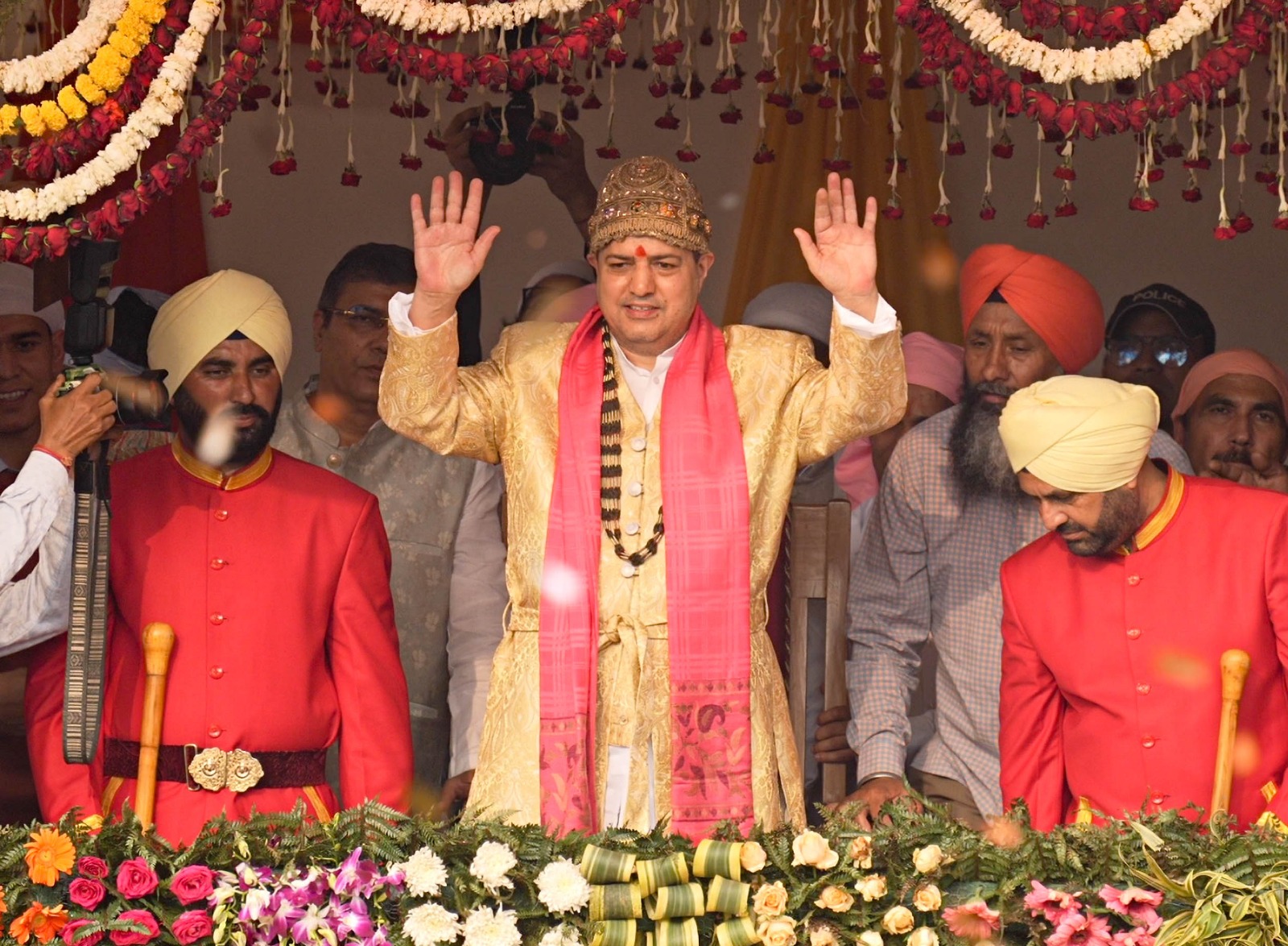 Hoisting of ‘Jhande Ji’ held at Guru Ram Rai Darbar