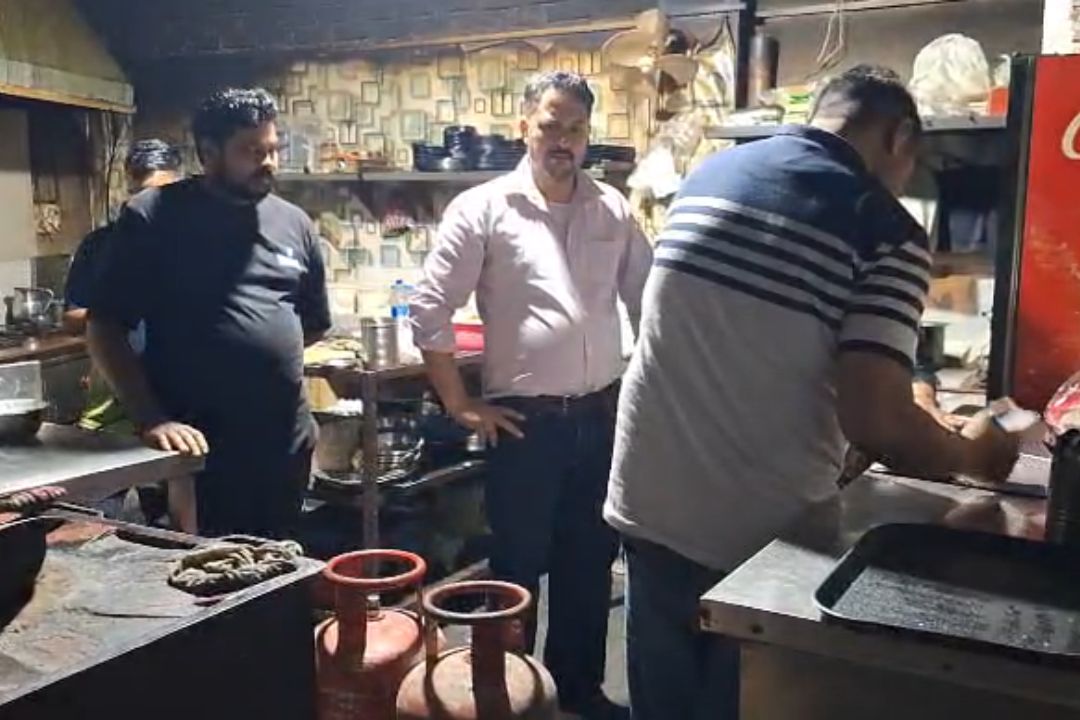 अब नहीं चलेगी कालाबाजारी: विकास नगर में गैस माफियाओं पर बड़ा एक्शन, होटल-ढाबों में सिलेंडर जब्त…