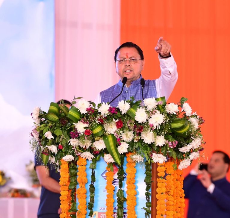 कुंभ मेला-2027 की तैयारियों को रफ्तार, मुख्यमंत्री ने करोड़ों की
