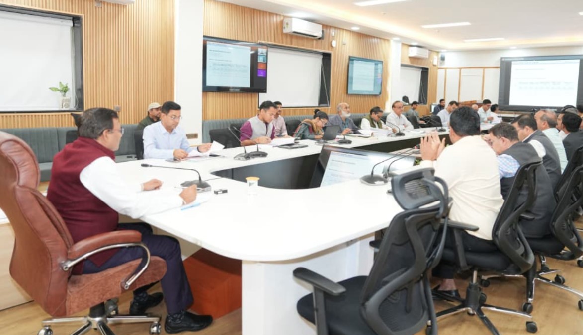 मुख्य सचिव की अध्यक्षता में हुई व्यय वित्त समिति की बैठक, कई प्रस्तावों पर लगी मुहर