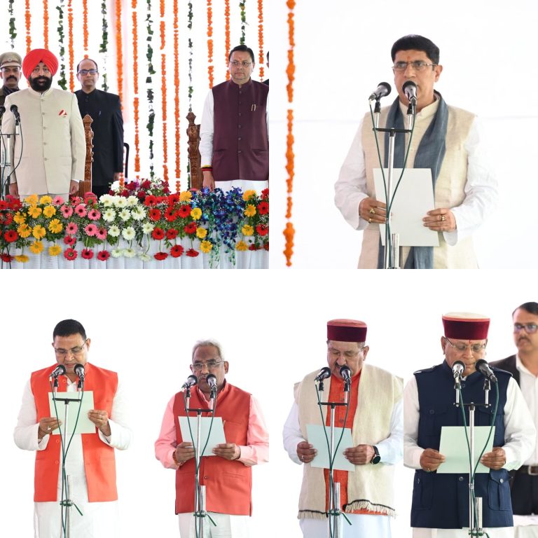 राज्यपाल ने दिलाई मंत्रियों को शपथ, धामी की मौजूदगी में