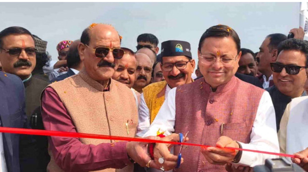 सीएम धामी ने किया टिहरी झील महोत्सव का उद्घाटन, चार