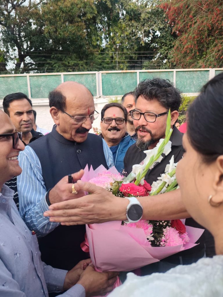 स्वास्थ्य सेवाओं को नई ऊंचाई देने के लिए प्रांतीय चिकित्सा सेवा संघ और राज्य सरकार एकजुट