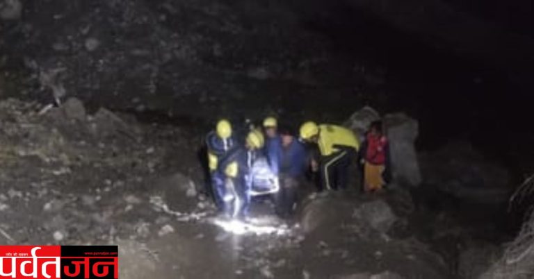 Dehradun Accident:  250 मीटर गहरी खाई में गिरकर व्यक्ति की