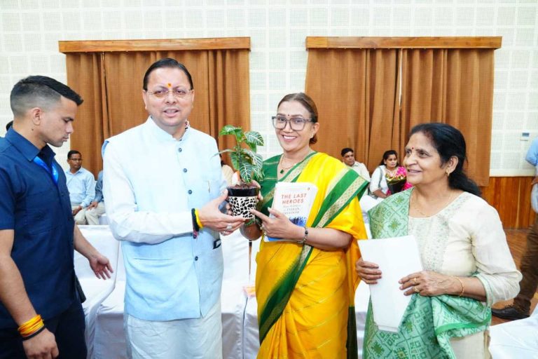 Delegation of Freedom Fighters’ Samiti meets Dhami, seeks resolution of