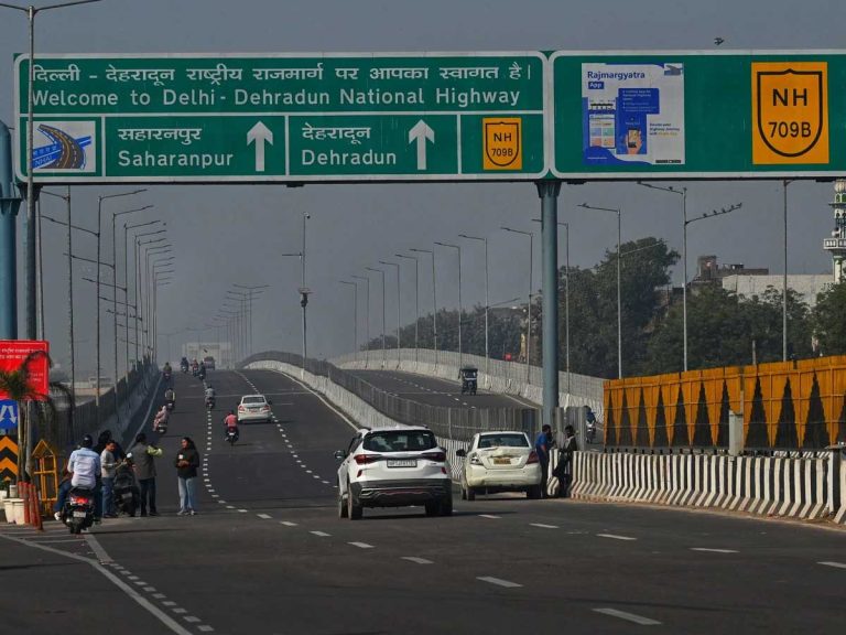 Delhi-Dehradun Expressway set to be inaugurated on 14 Apr; roadside