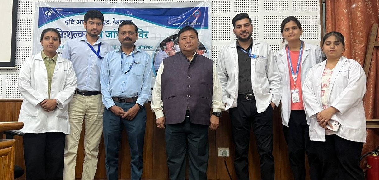 Drishti Eye Institute holds vision screening camp