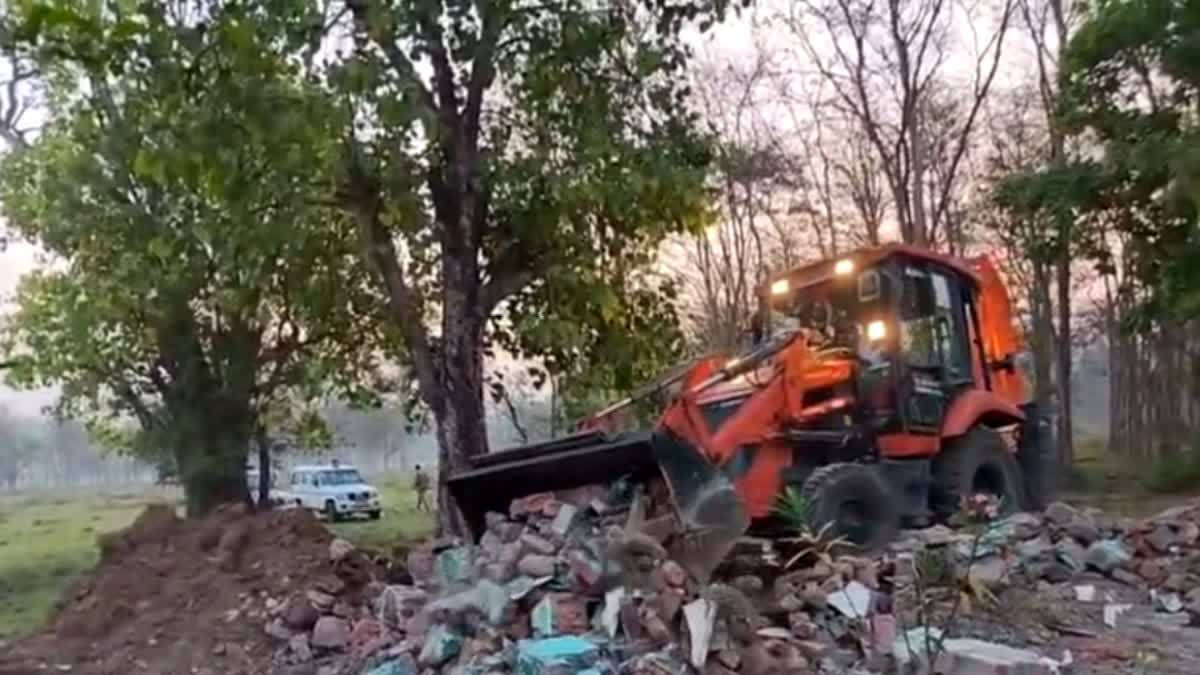 Forest Dept demolishes 2 illegal mazaars in Udham Singh Nagar