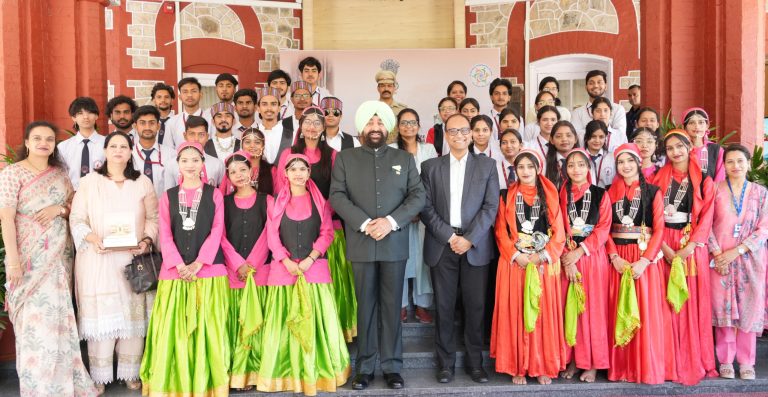 HP Foundation Day celebrated at Lok Bhavan