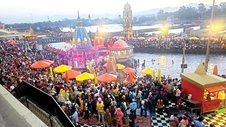 Large crowds witnessed in Haridwar for Holy Snan on Baisakhi