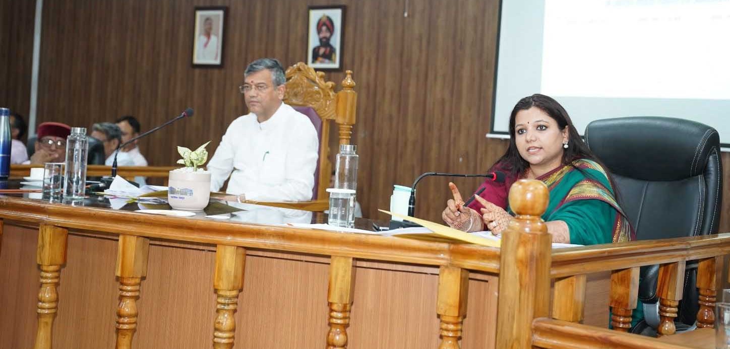 Nagar Nigam raises honorarium for sanitation workers; stormy board meeting