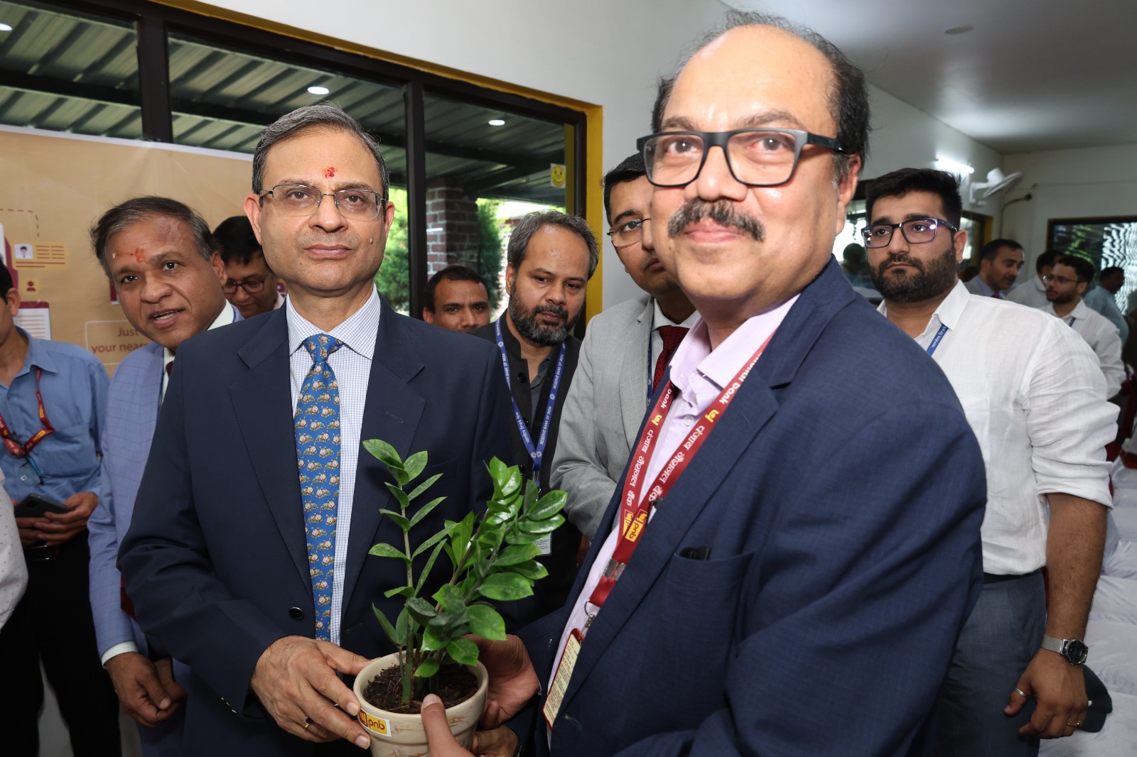 PNB’s Anupam welcomes RBI Governor Sanjay Malhotra at Financial Literacy