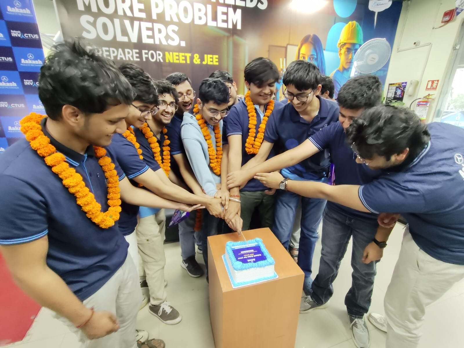 एईएसएल देहरादून का जलवा, जेईई मेन 2026 में 12 छात्रों
