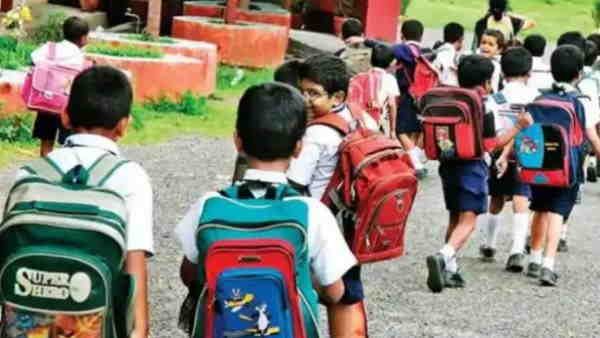 गर्मी को देखते हुए जिलाधिकारी मयूर दीक्षित ने किया सभी