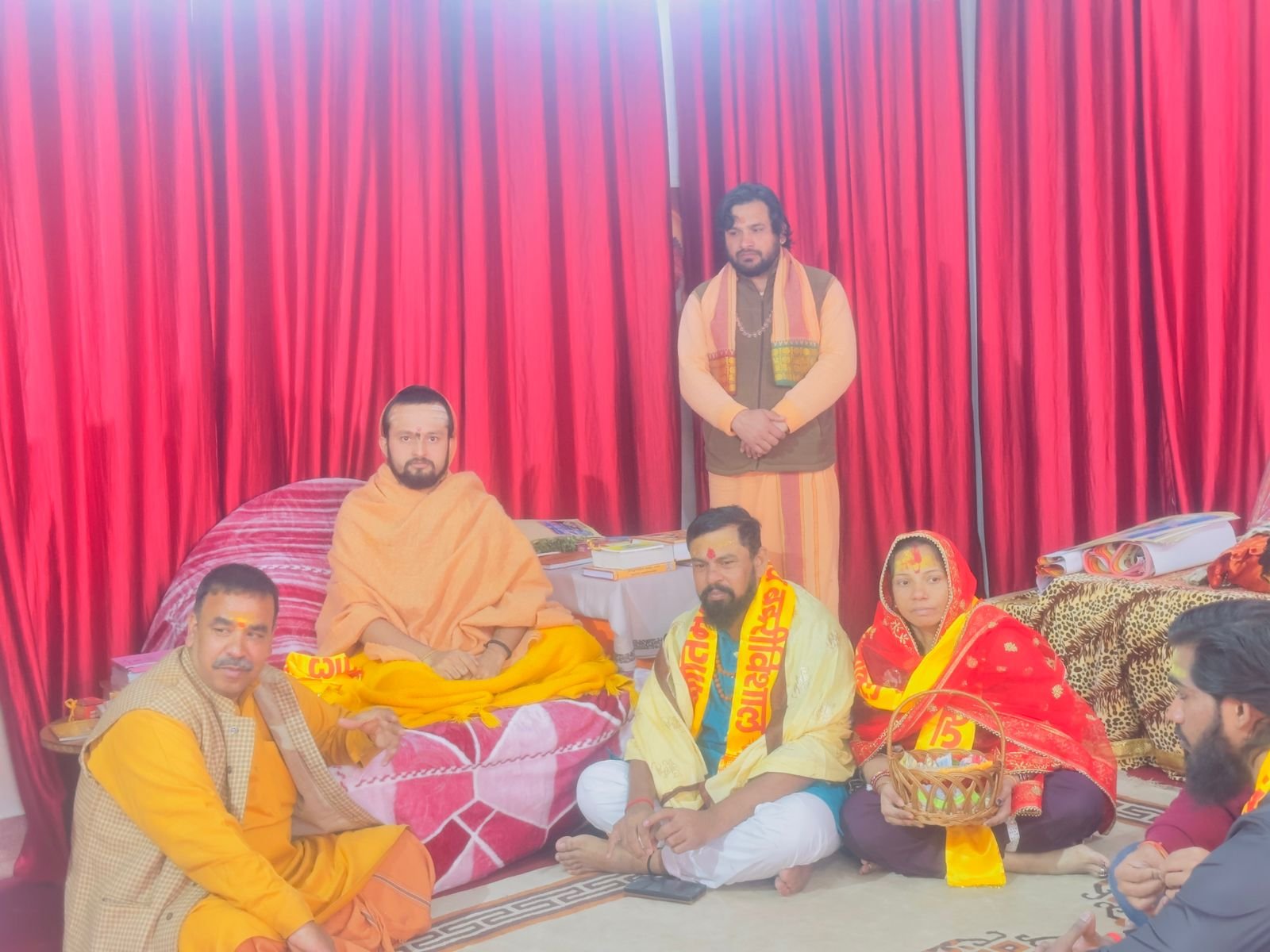 टी. राजा सिंह ने बदरीनाथ धाम में किए दर्शन, शंकराचार्य