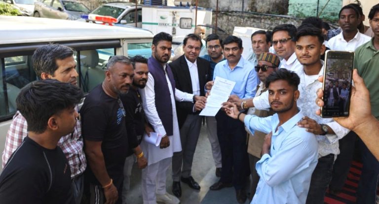 देहरादून में बढ़ते अपराध व नशे के खिलाफ कांग्रेस का