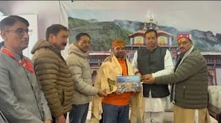 बीकेटीसी सदस्य ने मंदिर समिति को दिए 1.01 करोड़ रुपये