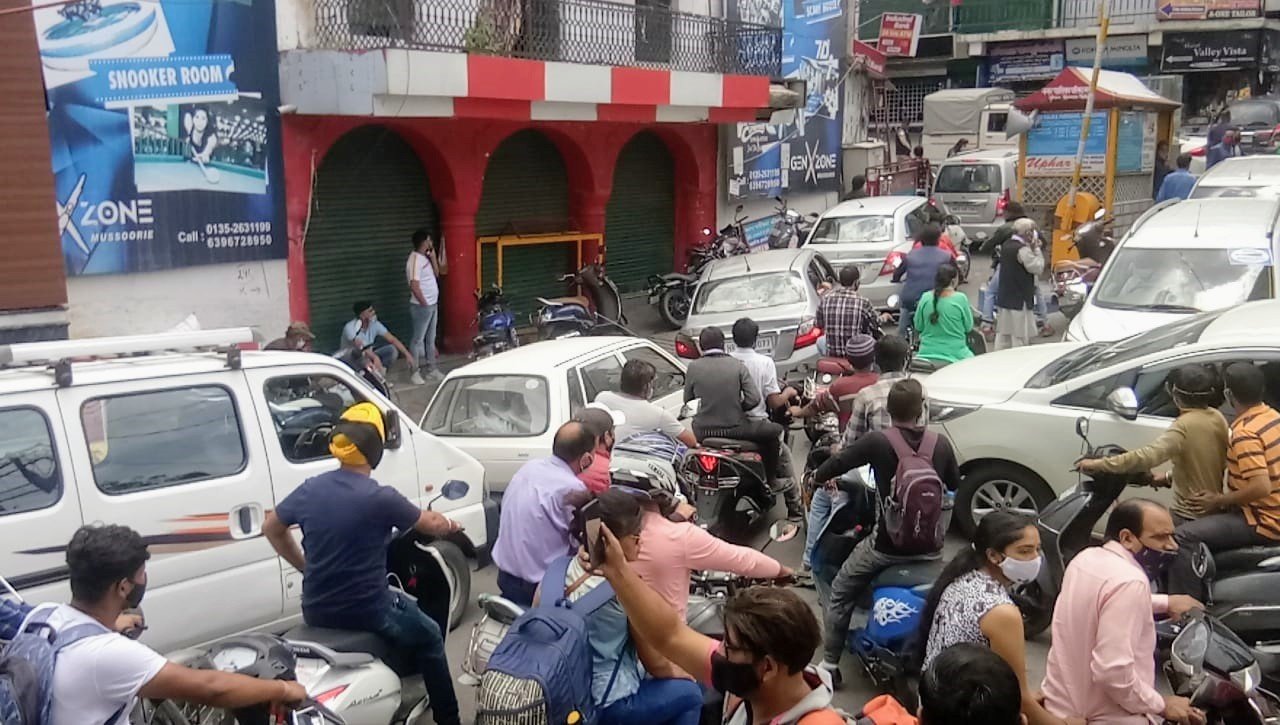 मसूरी जाम पर हाईकोर्ट सख्त, 2 हफ्ते में हाई पावर