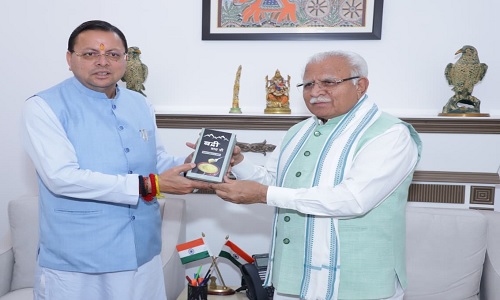 मुख्यमंत्री धामी ने केंद्रीय मंत्री मनोहर लाल खट्टर से भेंट