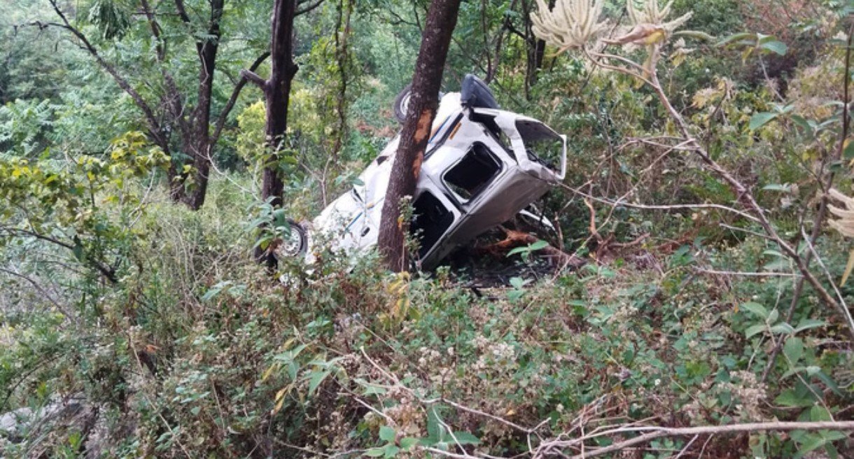 रुद्रप्रयाग में दर्दनाक हादसा, 250 मीटर गहरी खाई में गिरा