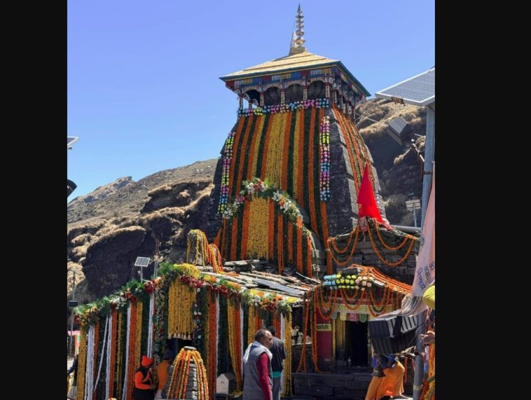 “हर-हर महादेव” के जयघोष के साथ खुले तुंगनाथ मंदिर के कपाट