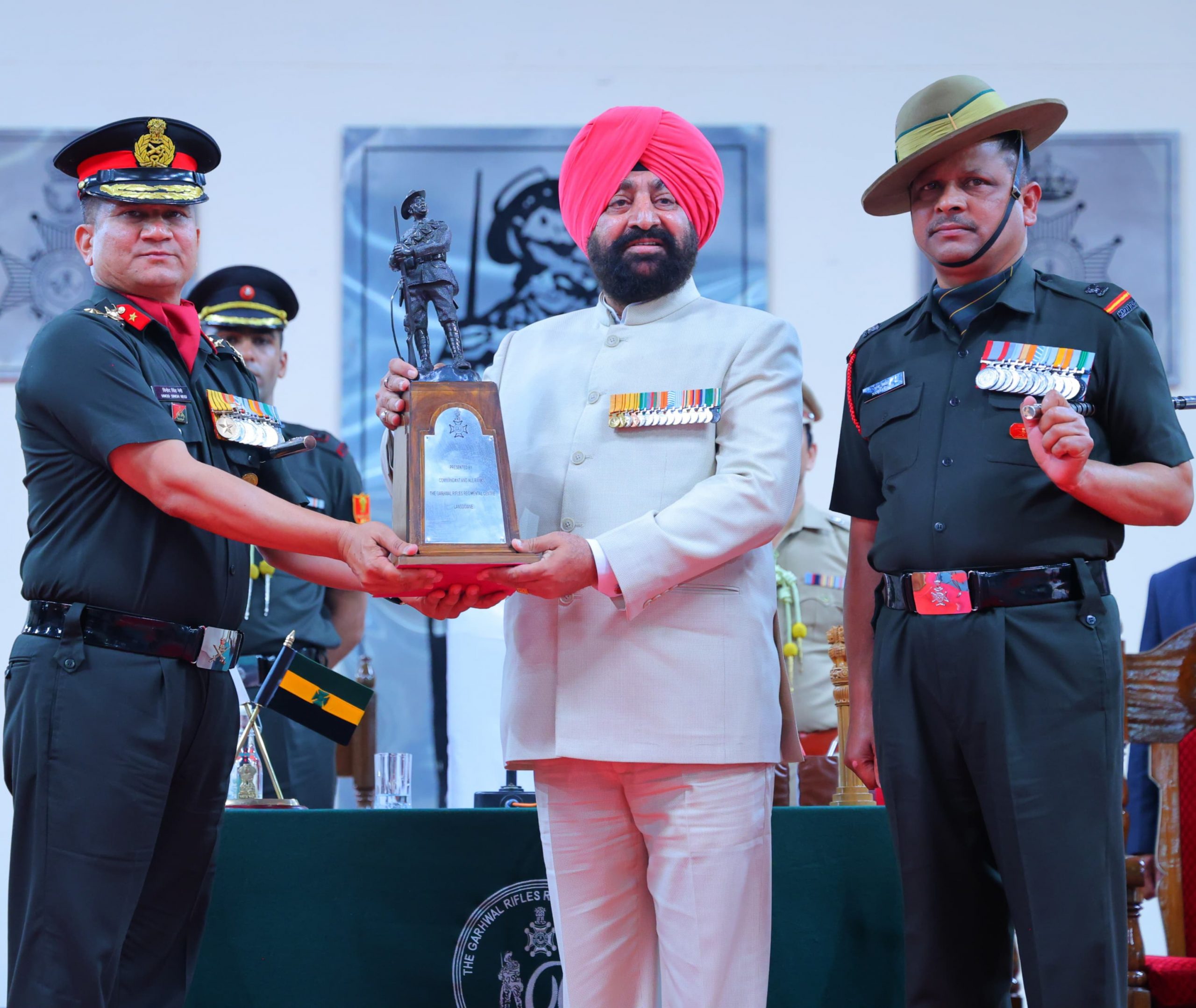 Gov emphasises coordination with civil administration at Military Conference