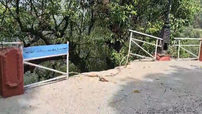 Illegal dumping damages railing on Mussoorie’s Camel’s Back Road