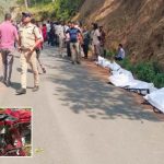 Nainital Road Accident: भवालीगांव बाईपास पर गहरी खाई में गिरी