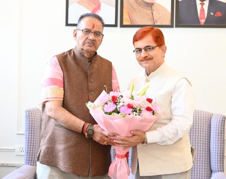 New Pantvarsity VC Prof Shivendra Kashyap meets Agriculture Minister Joshi