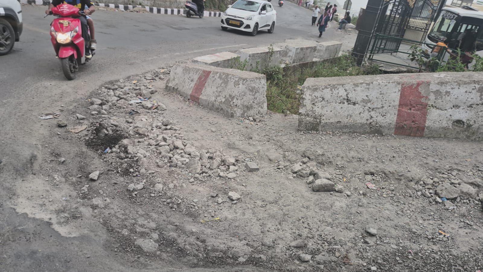 Poor quality roads in Mussoorie becoming cause for accidents