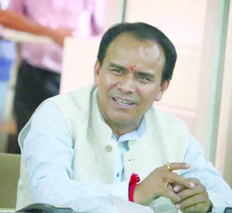 Teachers to get online leave facility: Dr Dhan Singh Rawat