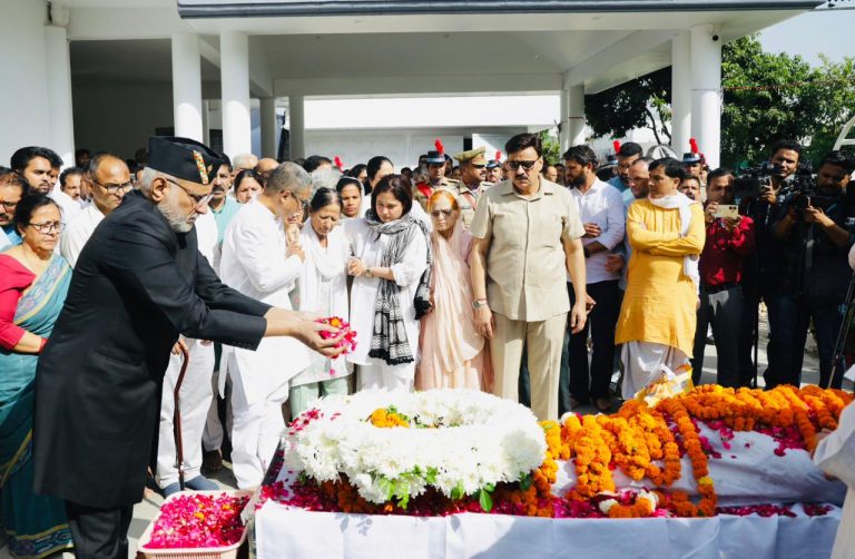 Vice President pays tribute to former CM BC Khanduri at