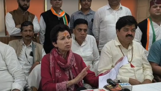 कांग्रेस पहाड़ चढ़ने, भाजपा इतिहास दोहराने में जुटी, कार्यकर्ताओं में