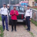 कैची धाम मार्ग पर बोनट पर बैठाकर थार दौड़ाई, जानलेवा