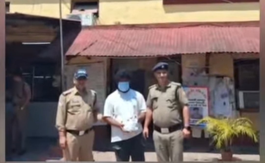 देहरादून में नशा तस्करों पर पुलिस का प्रहार: चरस और