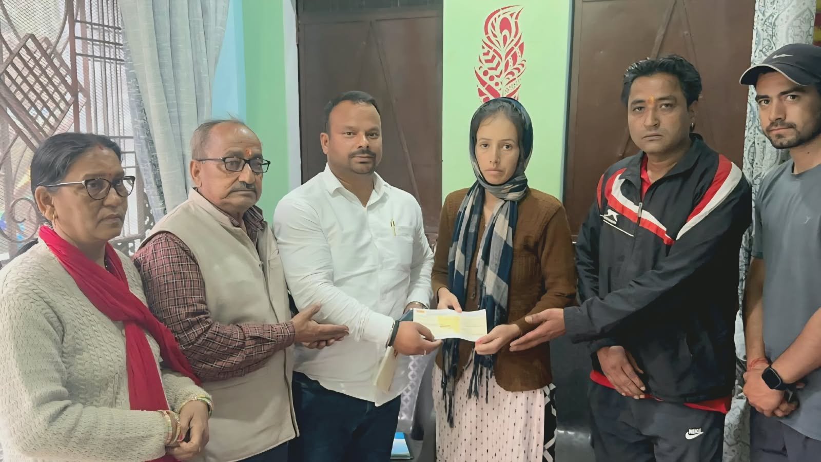 न कोई अपना था, न सहारा—फिर भी सजी डोली, इंसानियत