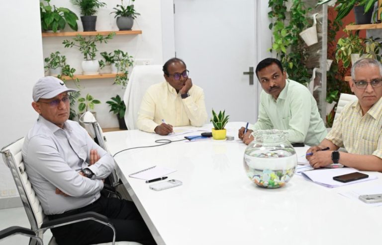 फॉर्म 6,7 और 8 का दैनिक रुप से रिव्यू करें ईआरओ- सीईओ