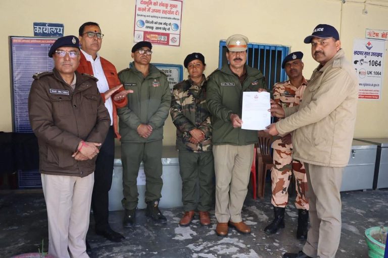 बद्रीनाथ धाम में सेवा का मान, खाकी के असली हीरो
