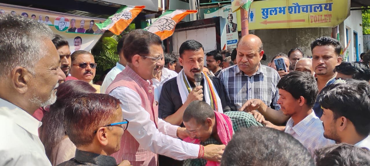 मजदूर दिवस पर देहरादून में श्रमिकों को मिला सम्मान, आयोजित