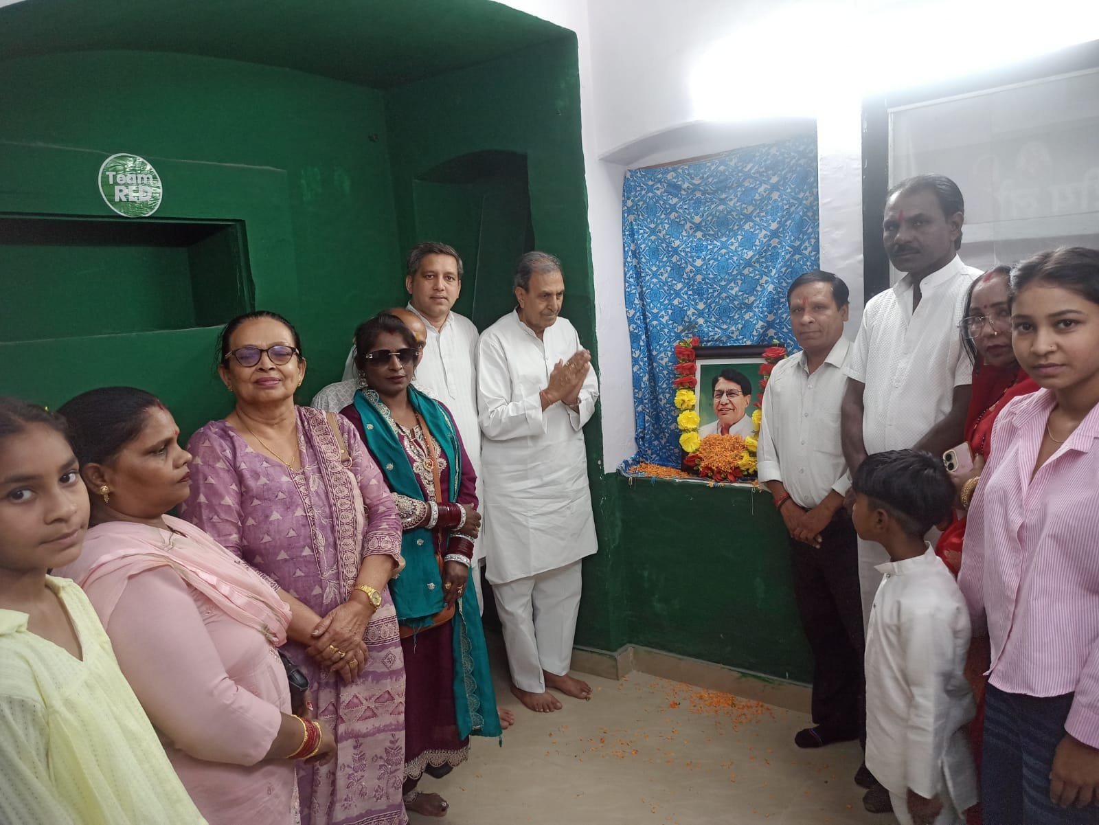 रालोद ने चौधरी अजीत सिंह की पुण्यतिथि पर दी श्रद्धांजलि,