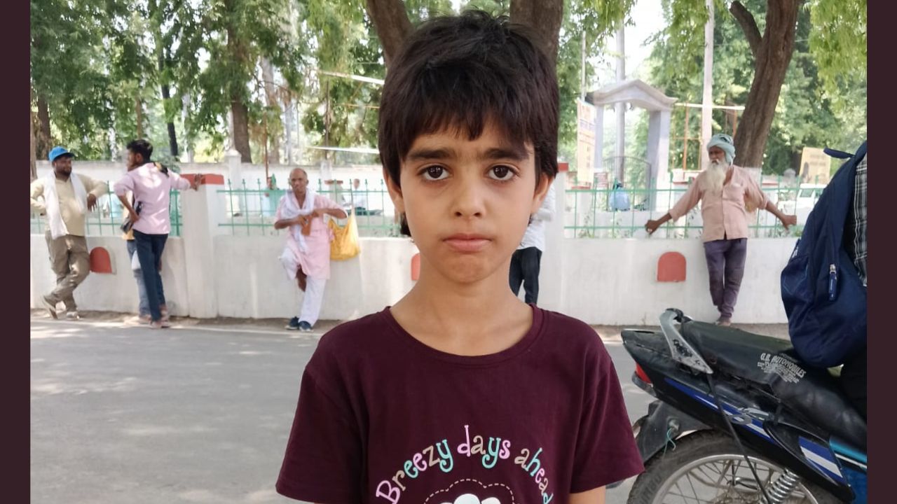 Ballia : अनाथ बच्ची की संपत्ति पर अपनों की नजर,