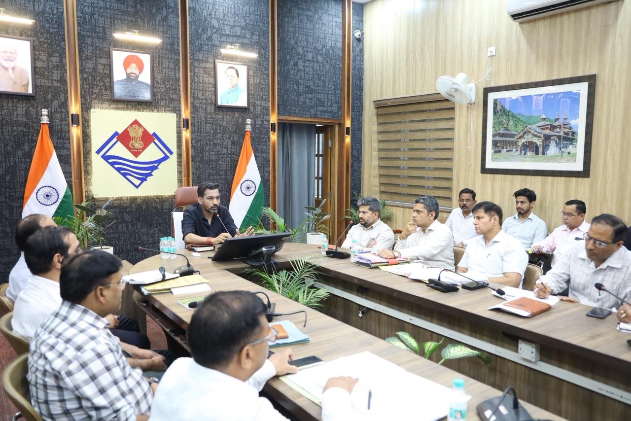 अर्थव्यवस्था को मजबूती देने वाली योजनाएं जिला प्लान में हों