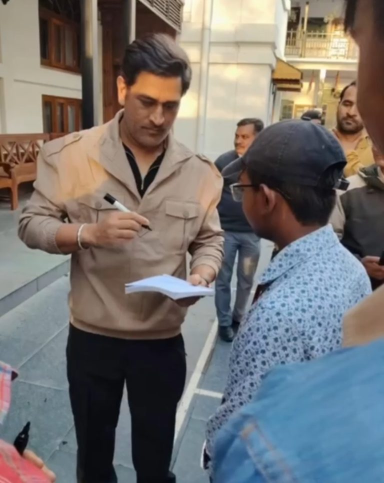 ‘Captain Cool’ Dhoni enjoys the Cool Breeze of Mussoorie
