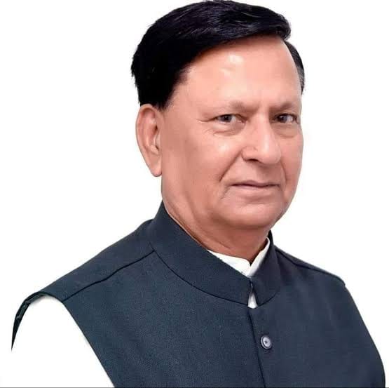 पूर्व कैबिनेट मंत्री हीरा सिंह बिष्ट का निधन, उत्तराखंड की राजनीति में शोक की लहर