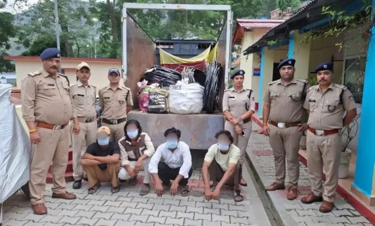 24 घंटे के भीतर ₹8 लाख मूल्य की चोरी गई